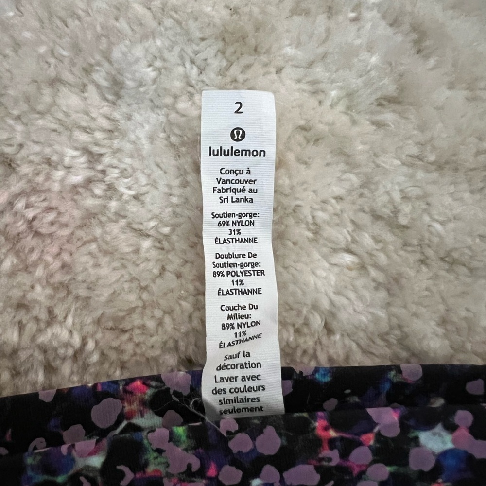 Lululemon Seawheeze reflective energy Bra size 2 - Picture 3 of 4
